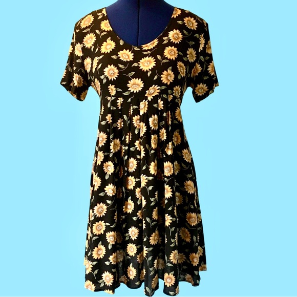 Vintage Dresses & Skirts - Vintage MsChoice California Sunflower Print Black Floral Mini Dress